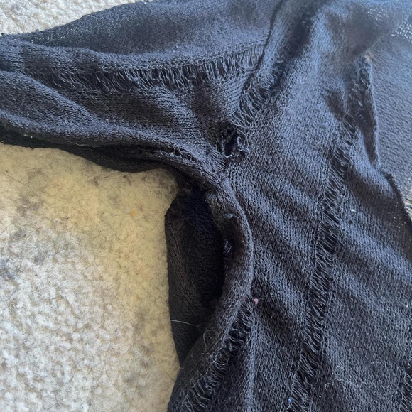 Pretty little thing black ladder knit flare sleeve crop top and mini skirt - Picture 3 of 4